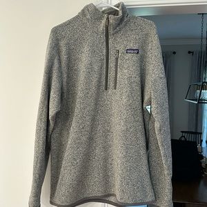 Patagonia Man’s Better Sweater Quarter Zip Fleece. Gray. Size L.